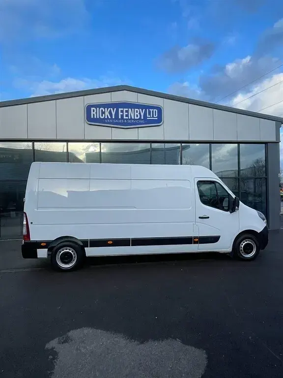 Used Vauxhall Movano Edition 2021 White