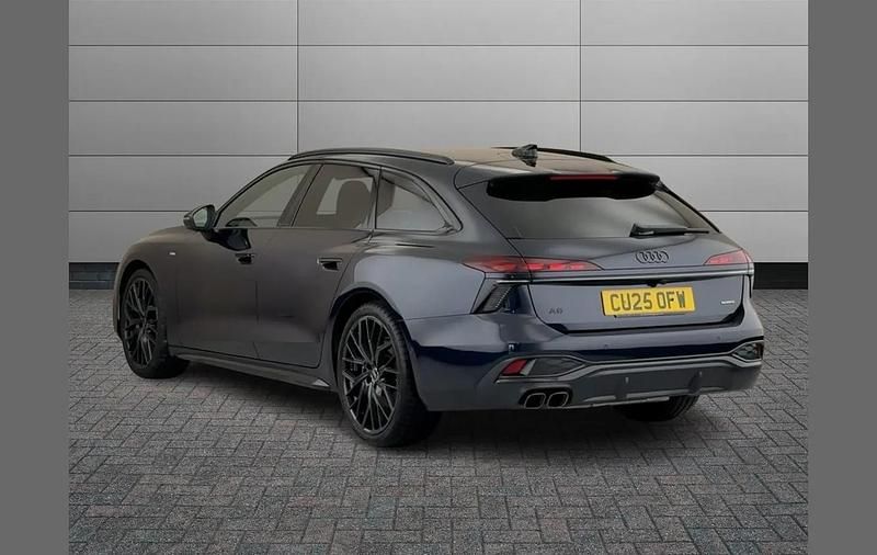 Used Audi A6 S-Line 200 HP (147 kW) 2025 Blue Estate