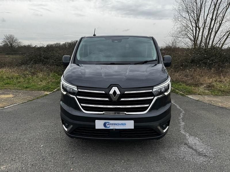 Used Renault Trafic 150 HP (110 kW) 2024 Grey