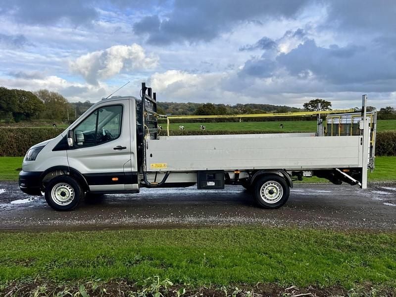 Used Ford Transit 130 HP (95 kW) 2021 Silver
