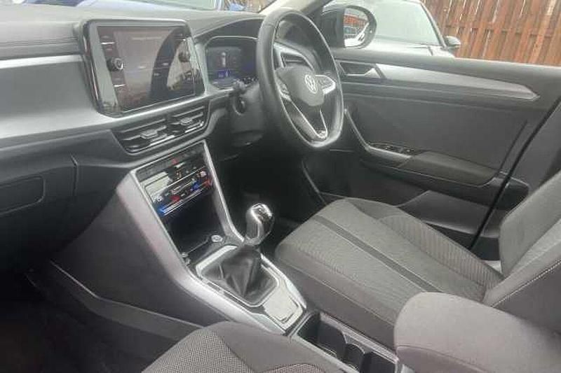 Used VW T-Roc 110 HP (80 kW) 2024 SUV