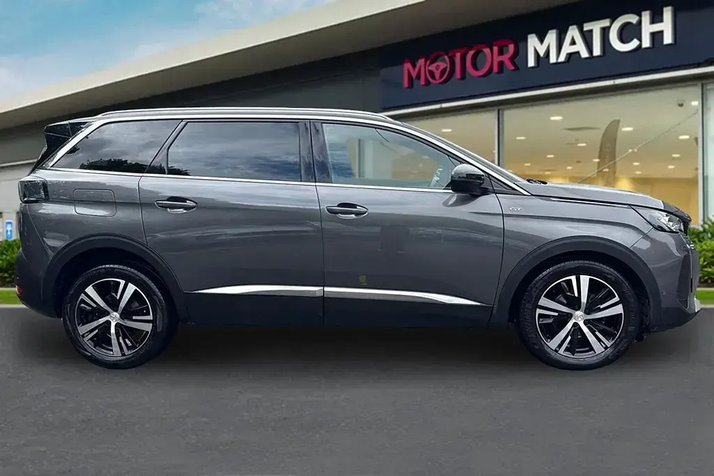 Gebraucht Peugeot 5008 GTi 180 PS (132 kW) 2022 Grau SUV