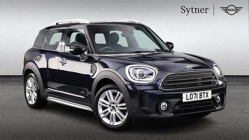 Black Used 2021 Mini Cooper Countryman Exclusive SUV | £25,000 (A bit pricey) - Image 1/4
