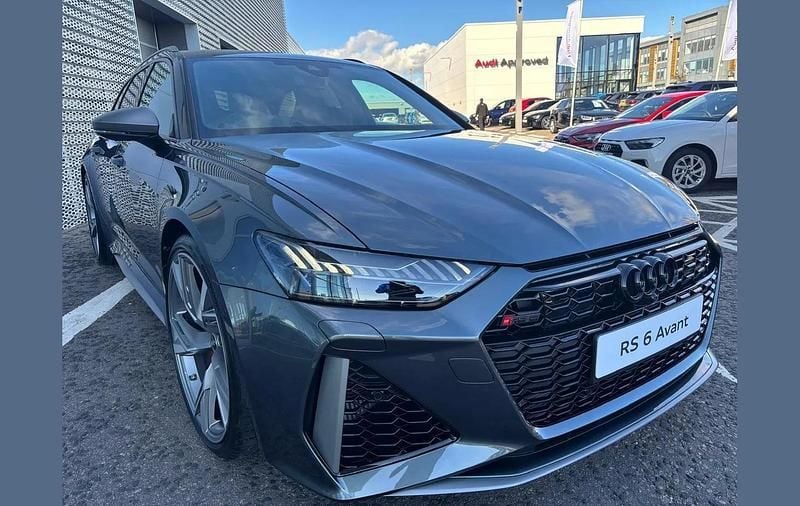 Other New 2025 Audi RS6 Performance Estate | £114,445 (Fair price) - Image 1/4
