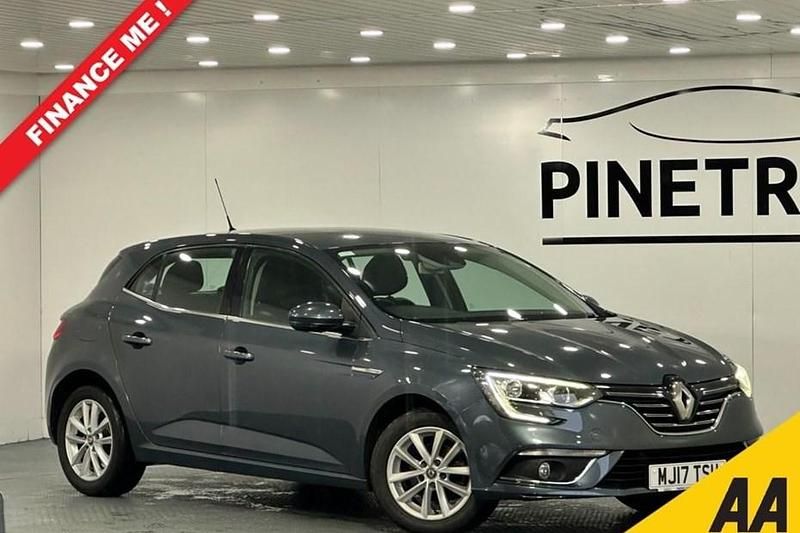 Used Renault Mégane IV Dynamique 110 HP (80 kW) 2017 Grey Hatchback