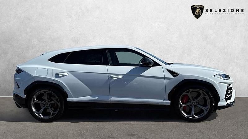 Used Lamborghini Urus 650 HP (478 kW) 2018 Grey SUV