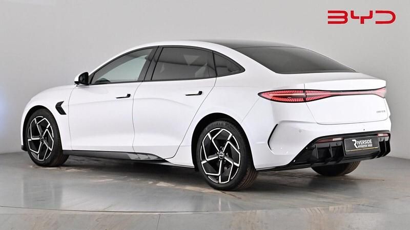 Used BYD Seal Design 230 kW (313 HP) 2025 Polar white Sedan