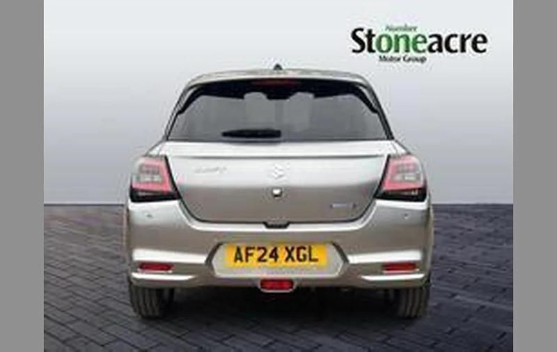 Used Suzuki Swift 82 HP (60 kW) 2024 Silver Hatchback