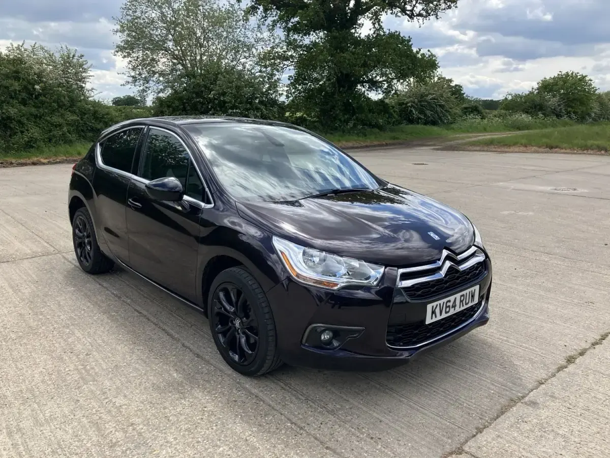 Used Citroën DS4 Start 115 HP (84 kW) 2014 Purple Hatchback