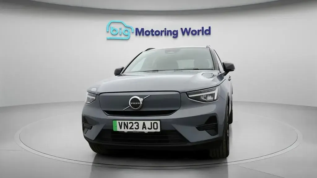 Used Volvo XC40 Core 169 kW (231 HP) 2023 SUV
