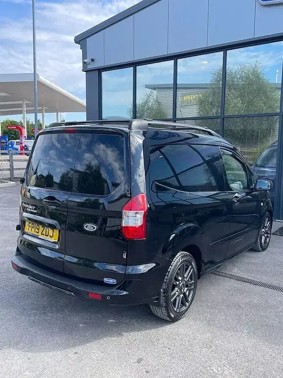 Used Ford Transit Sport 100 HP (73 kW) 2019 Black Van