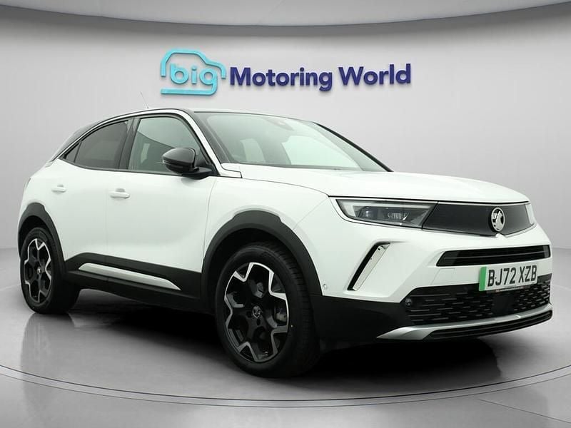 White Used 2022 Vauxhall Mokka Ultimate SUV | £12,700 (Fair price) - Image 1/4