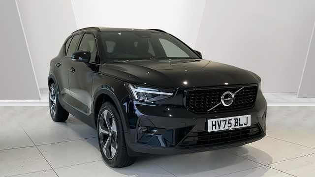 Used Volvo XC40 Plus 197 HP (144 kW) 2025 Onyx black SUV