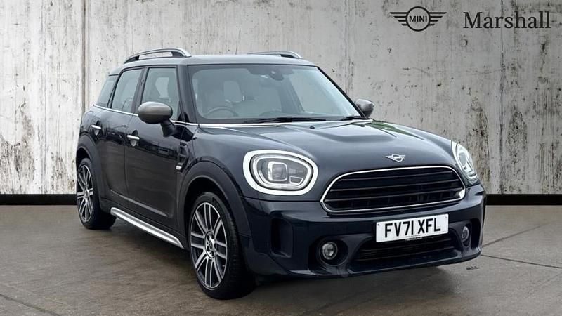 Used Mini Cooper Countryman Comfort 136 HP (100 kW) 2022 Enigmatic black metallic SUV