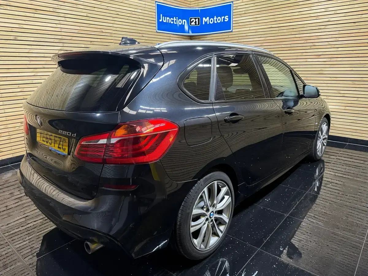 Used BMW 220 M Sport 190 HP (139 kW) 2015 Black Hatchback