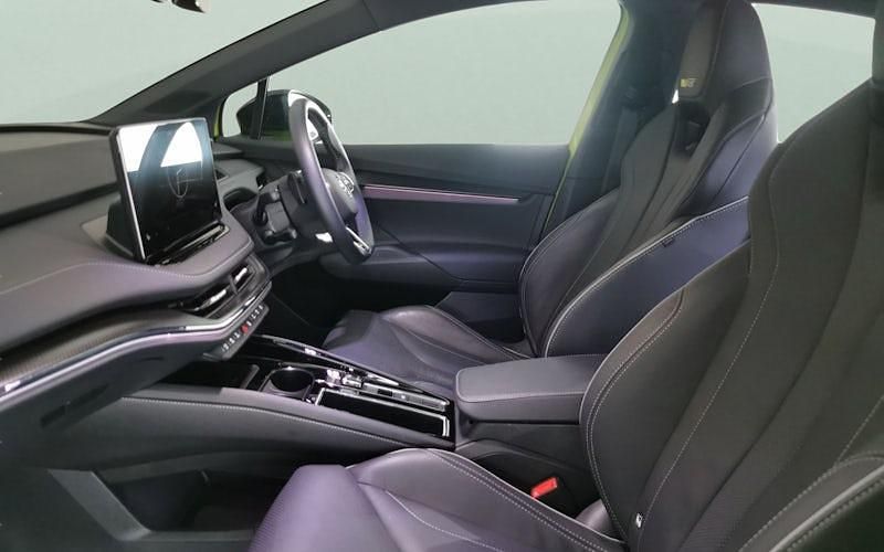 Used Skoda Enyaq iV vRS 219 kW (299 HP) 2023 Green SUV
