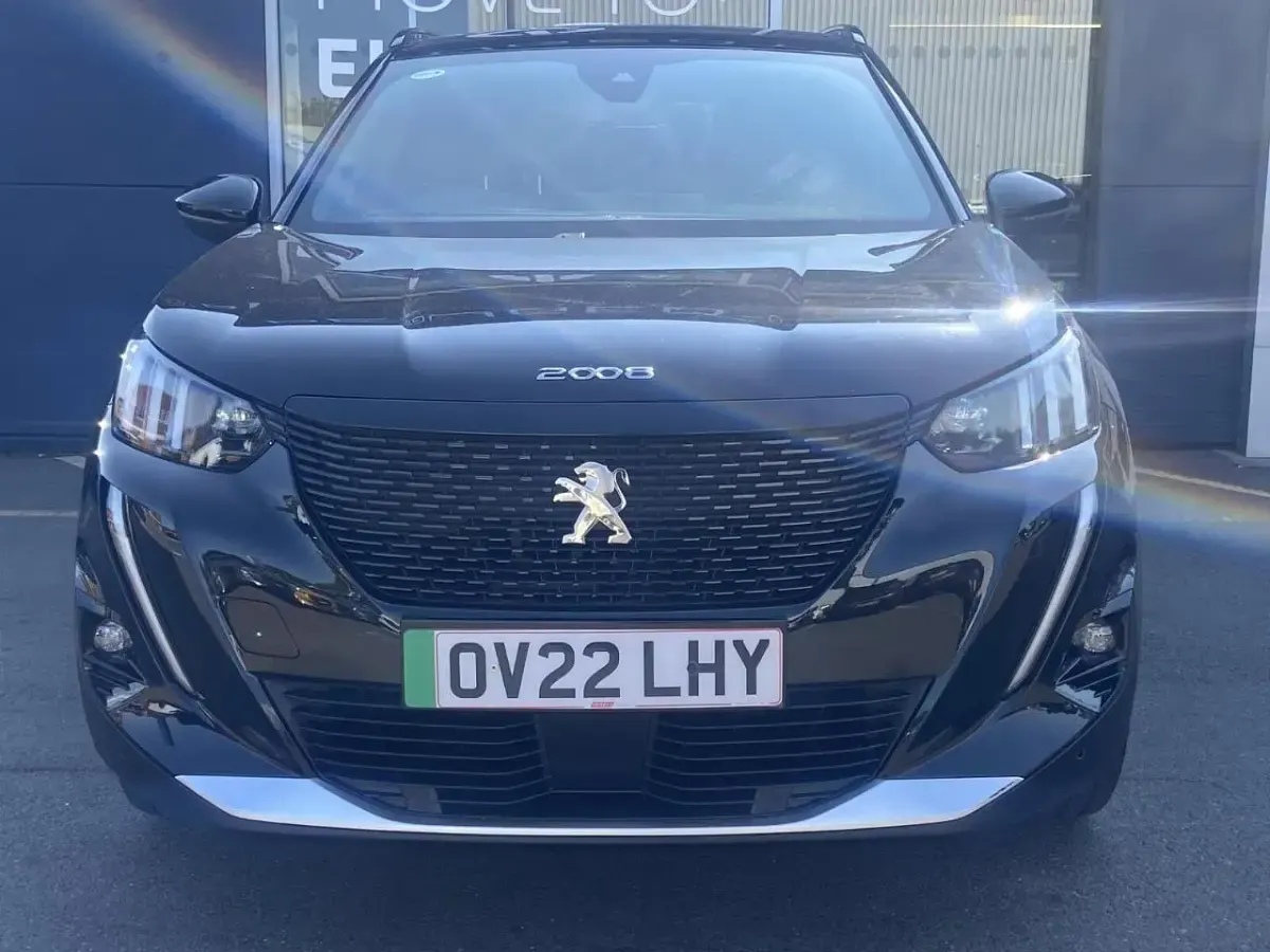 Used Peugeot e-2008 Premium 98 kW (134 HP) 2022 Black SUV