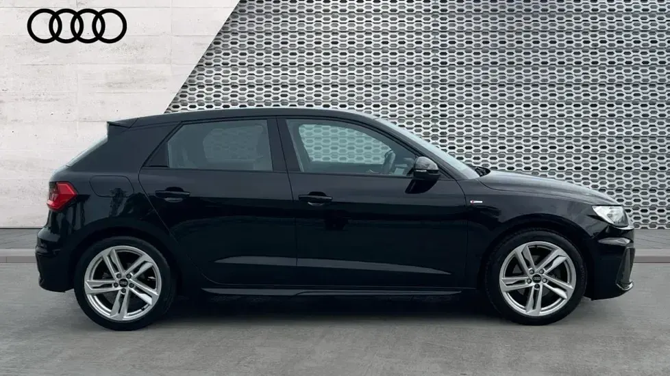 Used Audi A1 S-Line 110 HP (80 kW) 2022 Black SUV