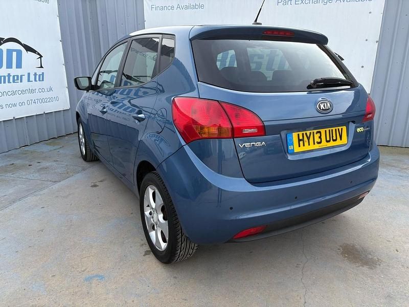 Used Kia Venga 2013 Blue Hatchback