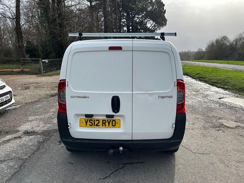 Used Citroën Nemo 75 HP (55 kW) 2012 White MPV