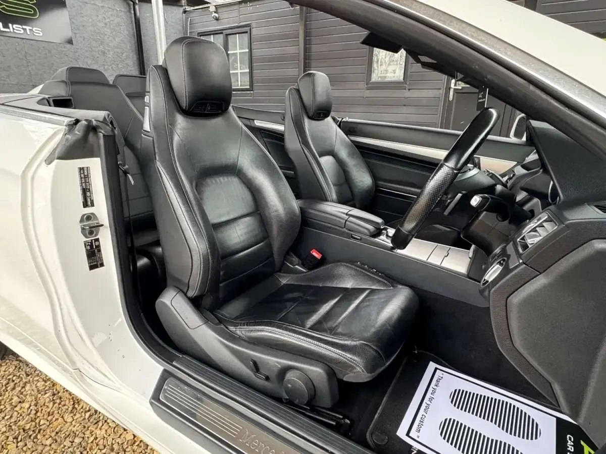 Używany Mercedes E250 AMG 204 KM (150 kW) 2014 Biały Kabriolet