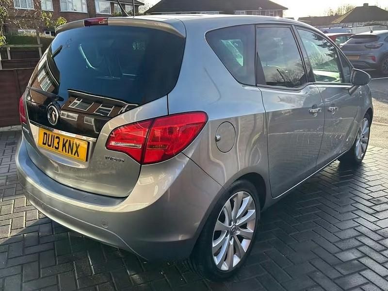 Used Vauxhall Meriva 140 HP (102 kW) 2013 Silver MPV