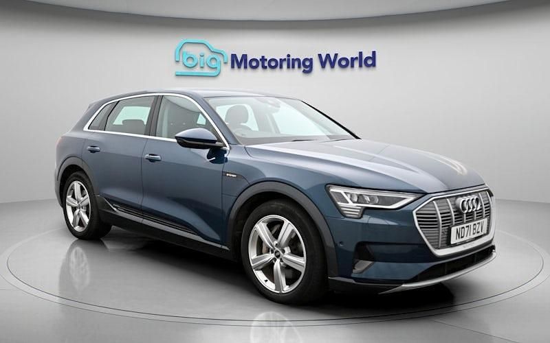 Used Audi e-tron 230 kW (313 HP) 2021 Blue SUV