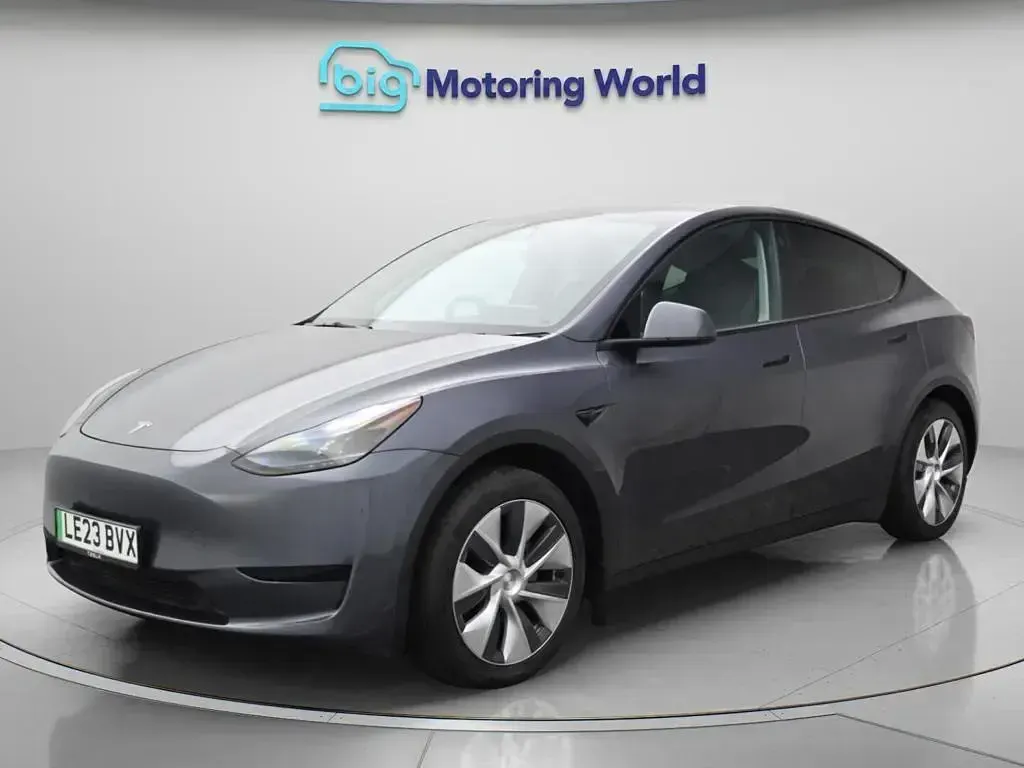 Used Tesla Model Y RWD 254 kW (346 HP) 2023 Grey SUV