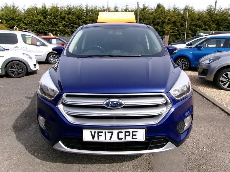 Used Ford Kuga Zetec 120 HP (88 kW) 2017 Blue SUV