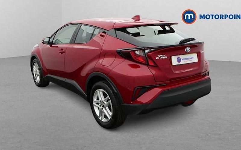 Used Toyota C-HR 122 HP (89 kW) 2022 Red SUV