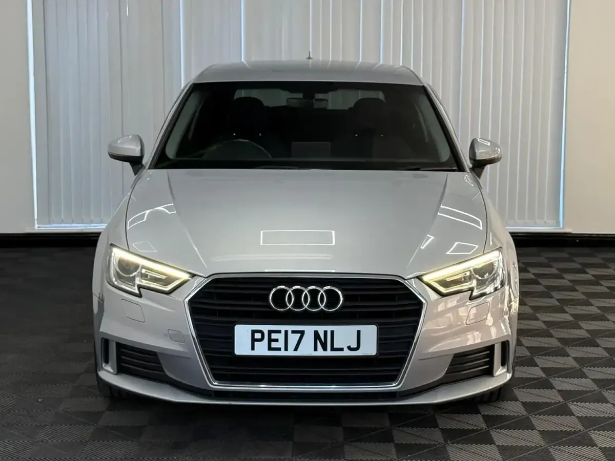 Used Audi A3 Sport 110 HP (80 kW) 2017 Silver Hatchback