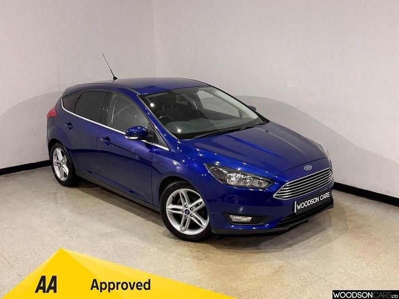 Blue Used 2016 Ford Focus Zetec Hatchback | £5,000 (Fair price) - Image 1/3