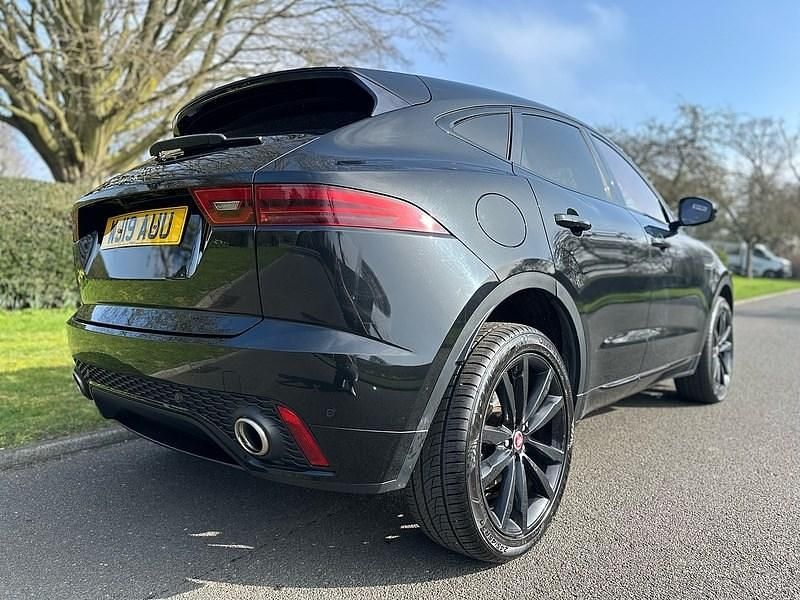 Used Jaguar E-Pace R-Dynamic 180 HP (132 kW) 2019 Black SUV