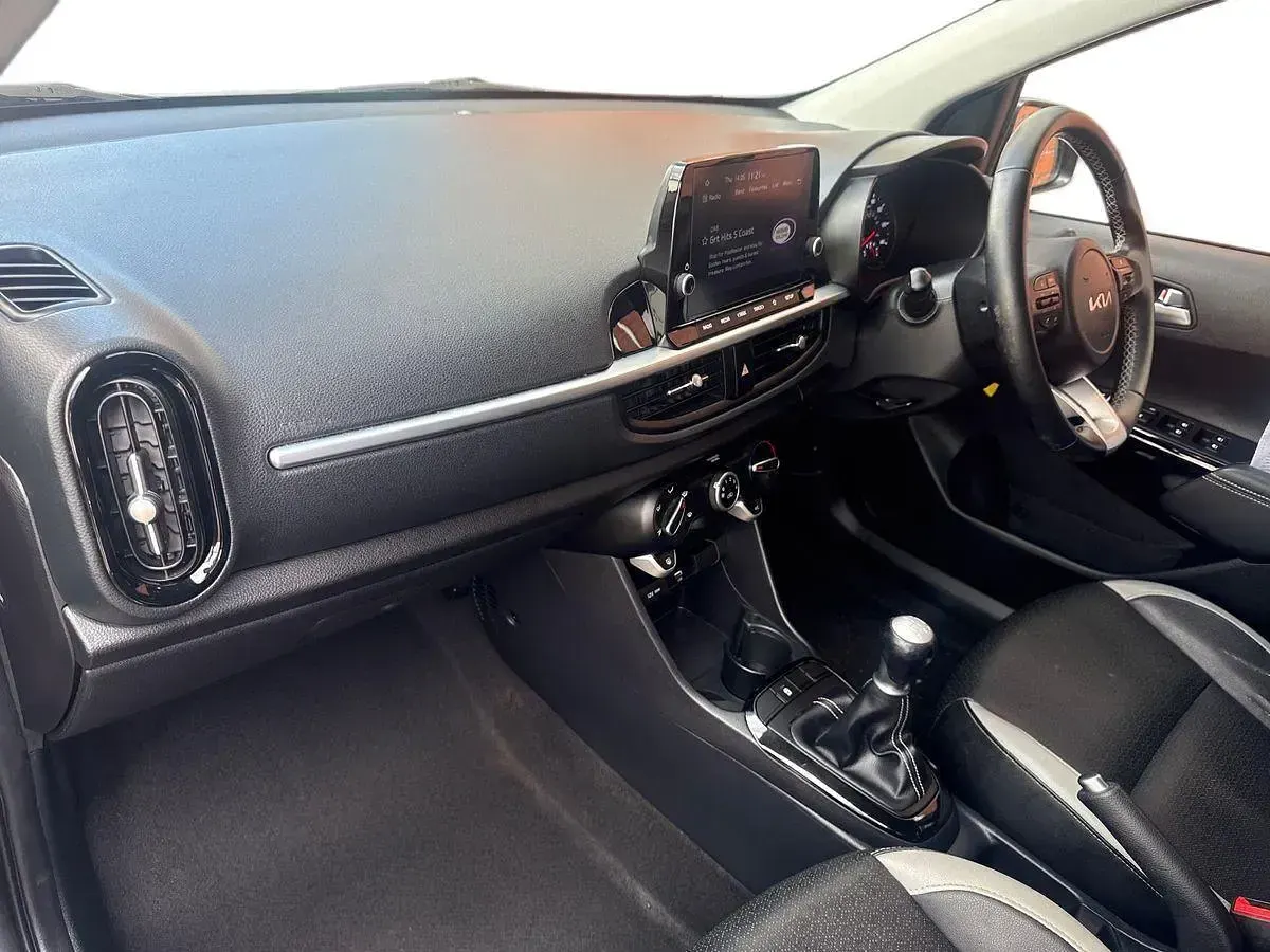 Used Kia Picanto 65 HP (47 kW) 2022 Grey Hatchback