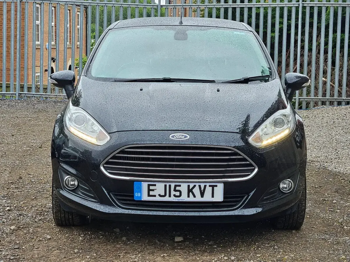 Used Ford Fiesta Titanium X 125 HP (91 kW) 2015 Black Hatchback