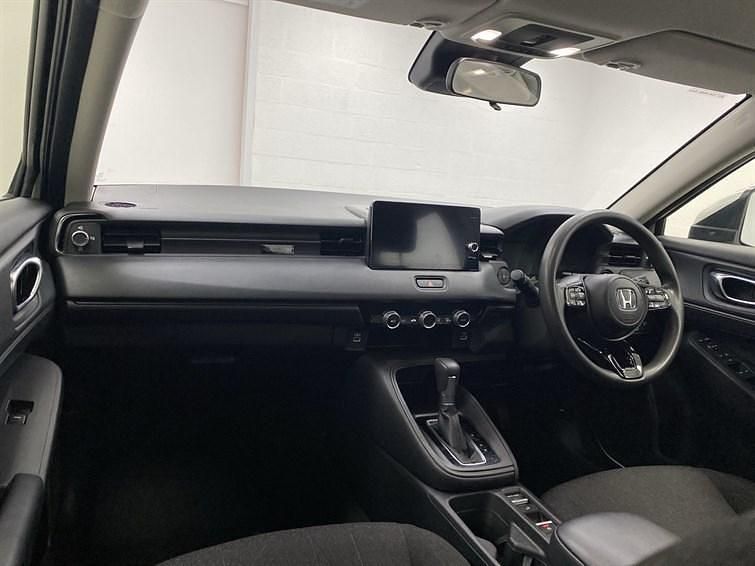 Used Honda HR-V Elegance 152 HP (111 kW) 2022 White SUV