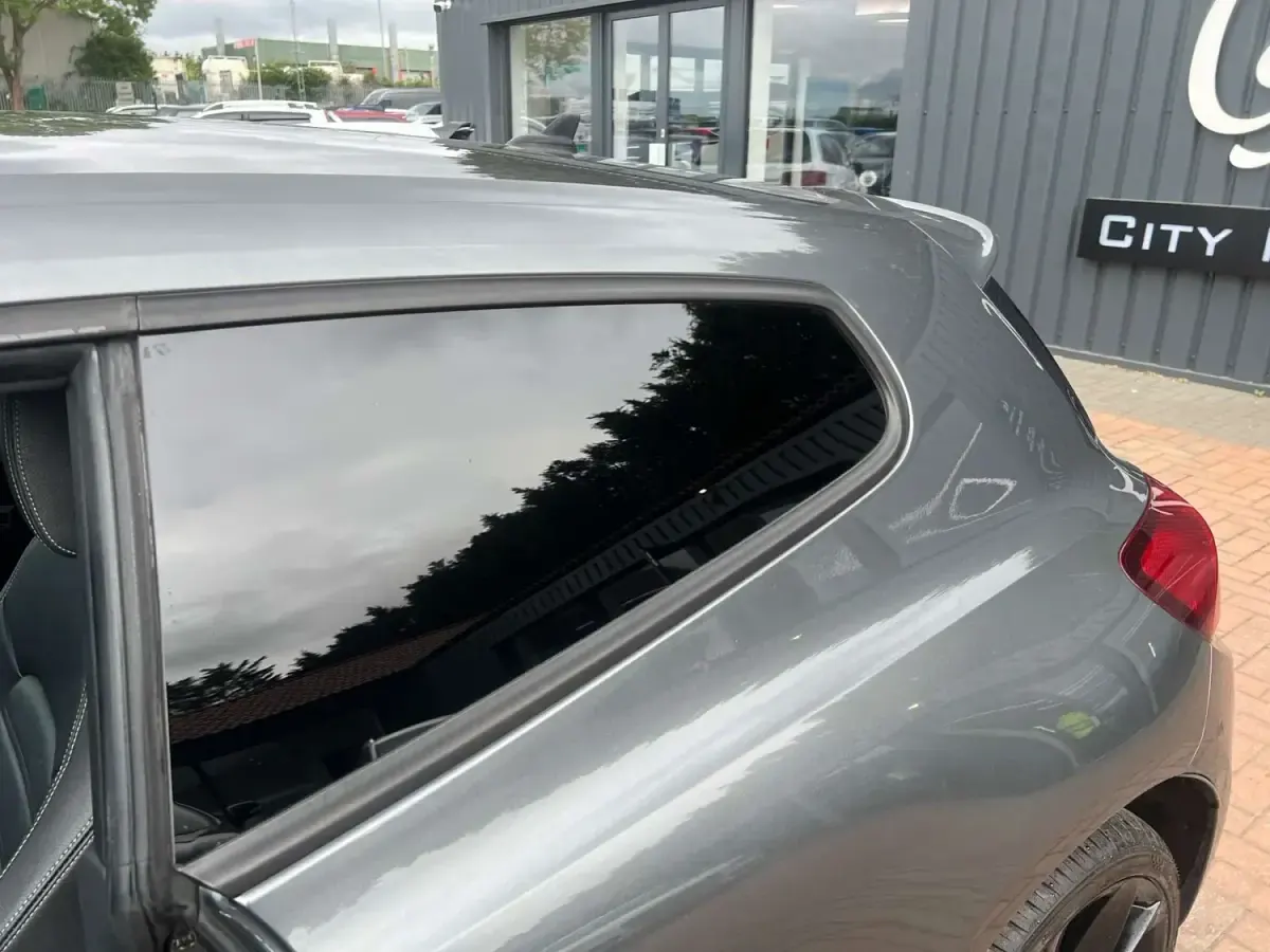 Usado VW Scirocco R-line 2015 Cinzento Coupé