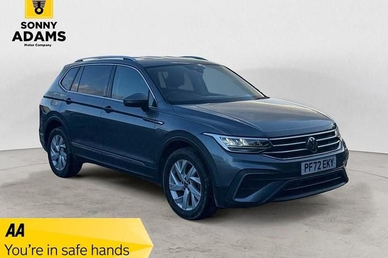 Used VW Tiguan Allspace Life 150 HP (110 kW) 2023 Grey SUV