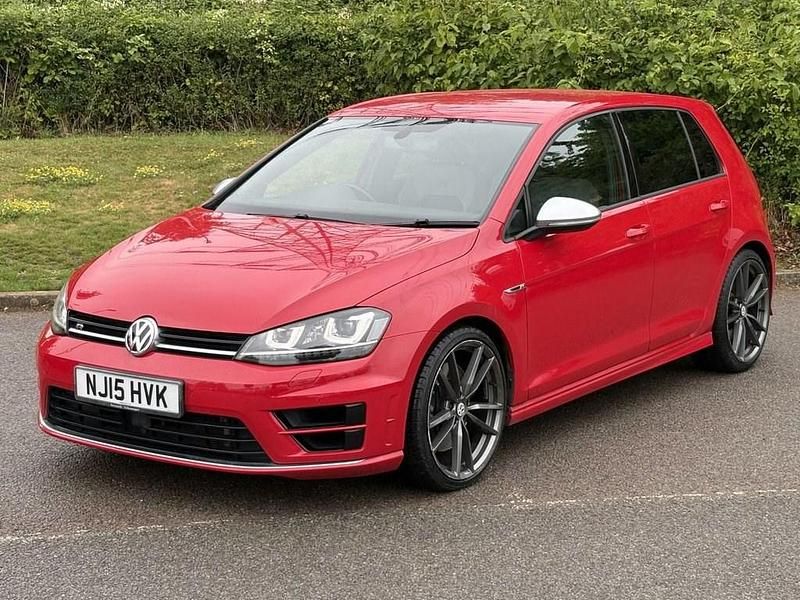 Red Used 2015 VW Golf VII R Hatchback | £13,900 (A bit pricey) - Image 1/4