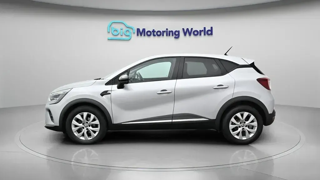 Second-hand Renault Captur Iconic 90 CP (66 kW) 2021 Gri SUV