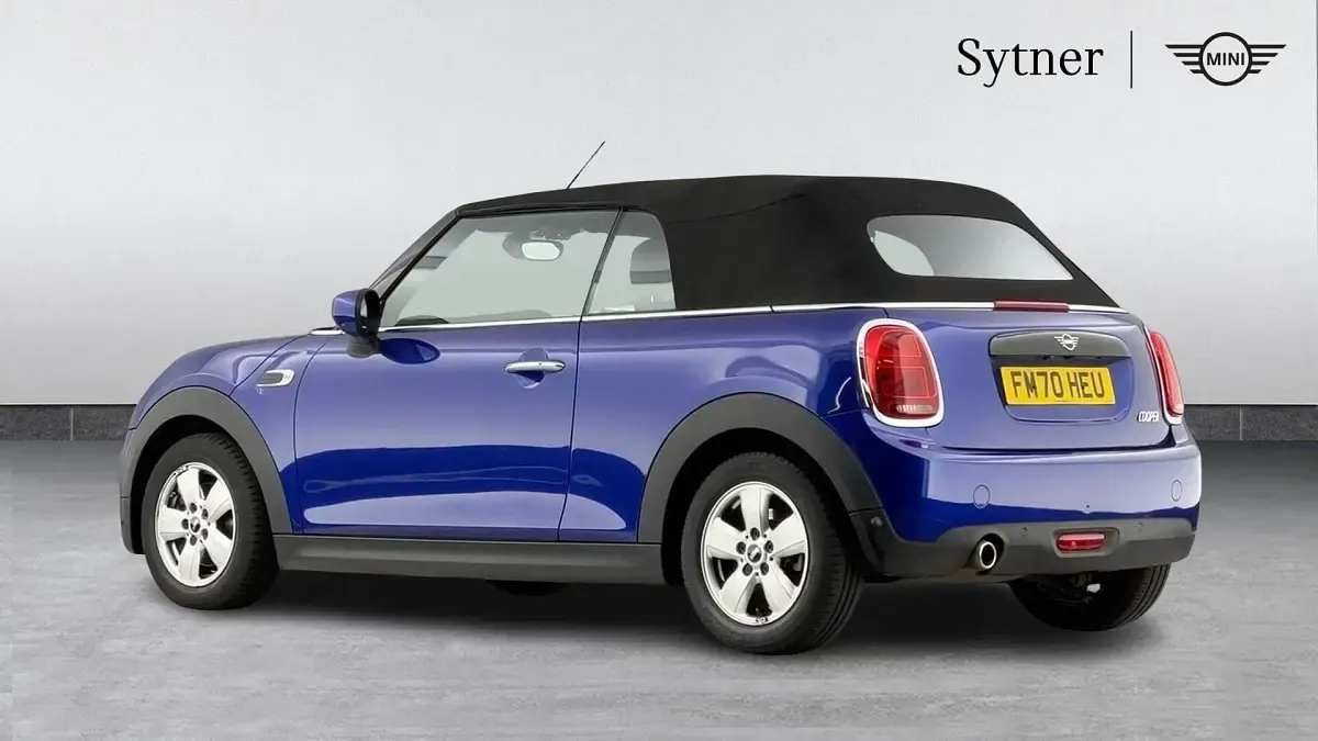 Used Mini Cooper Classic 134 HP (98 kW) 2020 Blue Hatchback