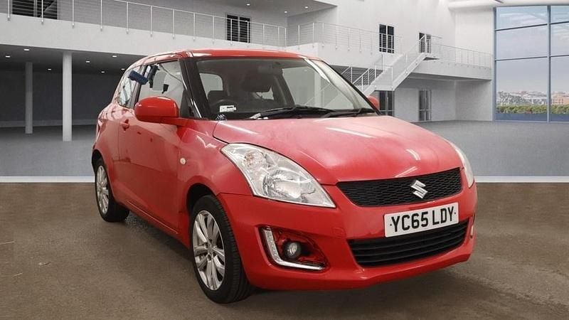 Red Used 2015 Suzuki Swift SZ3 Hatchback | £2,690 (Fair price) - Image 1/4