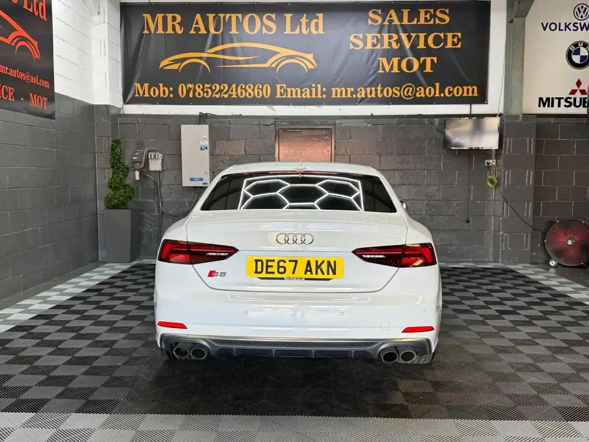 Used Audi S5 Comfort 354 HP (260 kW) 2017 White Coupe