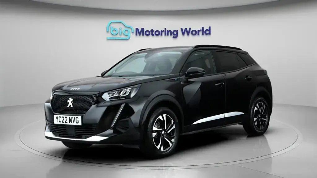 Used Peugeot e-2008 Allure Premium 100 kW (136 HP) 2022 SUV