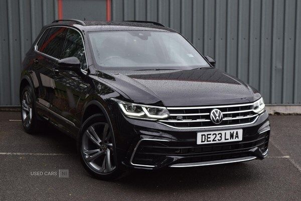Black Used 2023 VW Tiguan R-line Edition SUV | £29,985 (Fair price) - Image 1/4