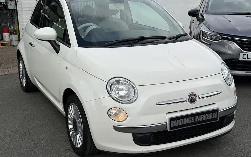 Used Fiat 500 Lounge 69 HP (50 kW) 2014 Hatchback