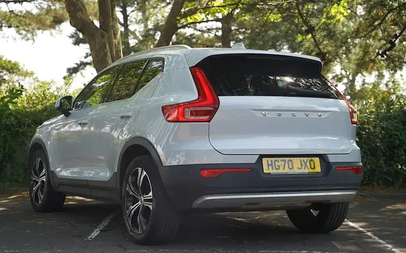 Used Volvo XC40 Inscription 197 HP (144 kW) 2021 Silver SUV