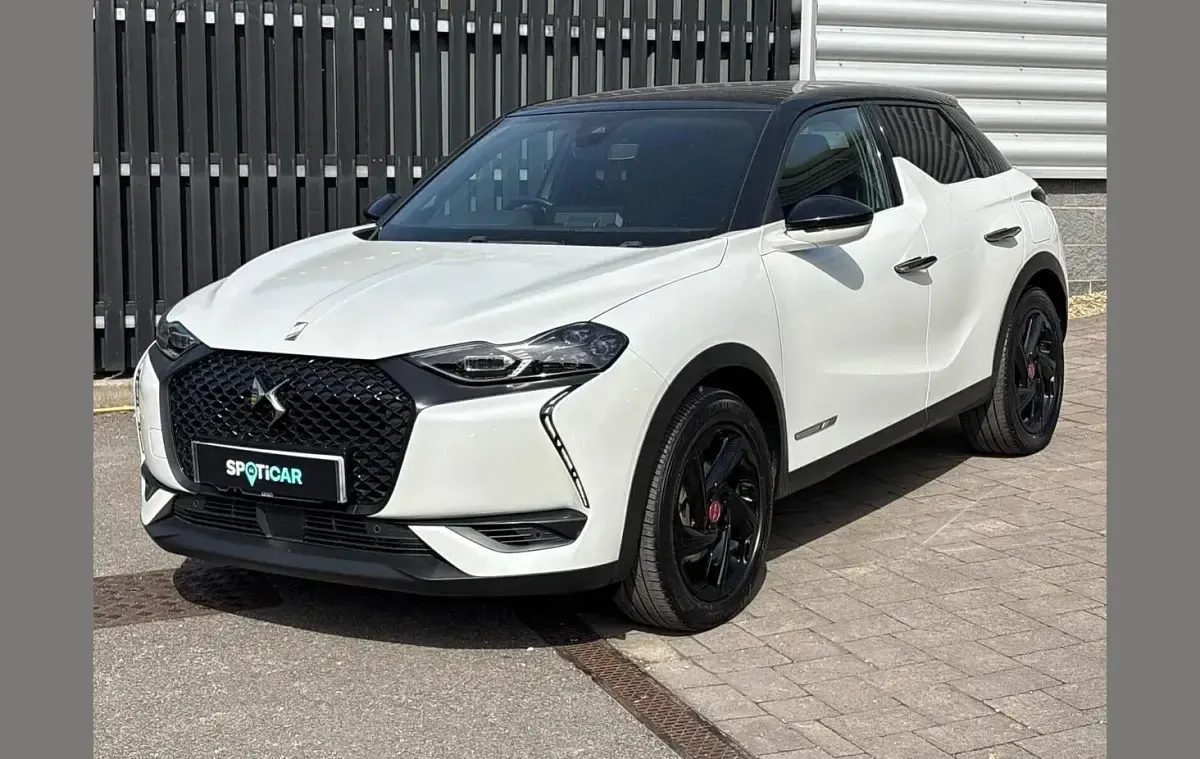 Used DS Automobiles DS3 Crossback E-Tense Performance Line Plus 100 kW (136 HP) 2022 White SUV