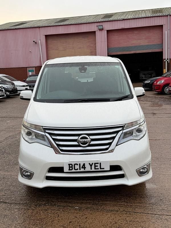 White Used 2014 Nissan Serena MPV | £7,250 (Super price) - Image 1/4