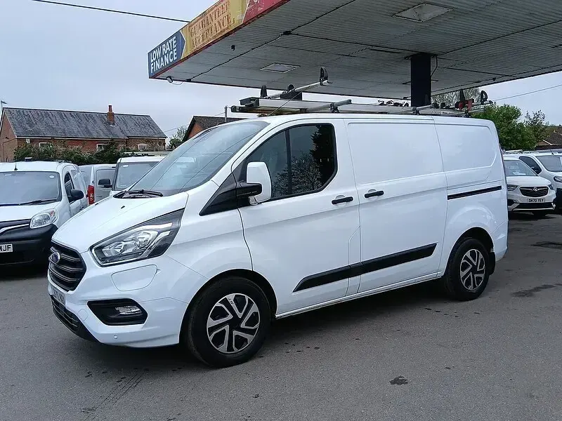 Begagnad Ford Transit Custom Trend 126 HK (92 kW) 2021 Vit Van